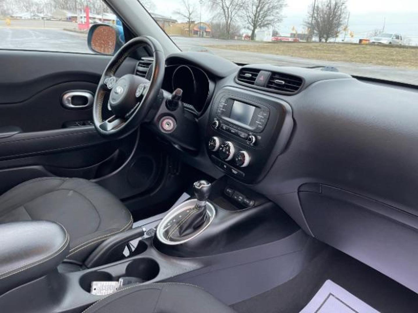 2016 Fathom Blue Kia Soul + (KNDJP3A52G7) with an 2.0L L4 DOHC 16V engine, 6-Speed Automatic transmission, located at 401 Woodman Dr, Riverside, OH, 45431, (937) 908-9800, 39.760899, -84.123421 - Photo#7