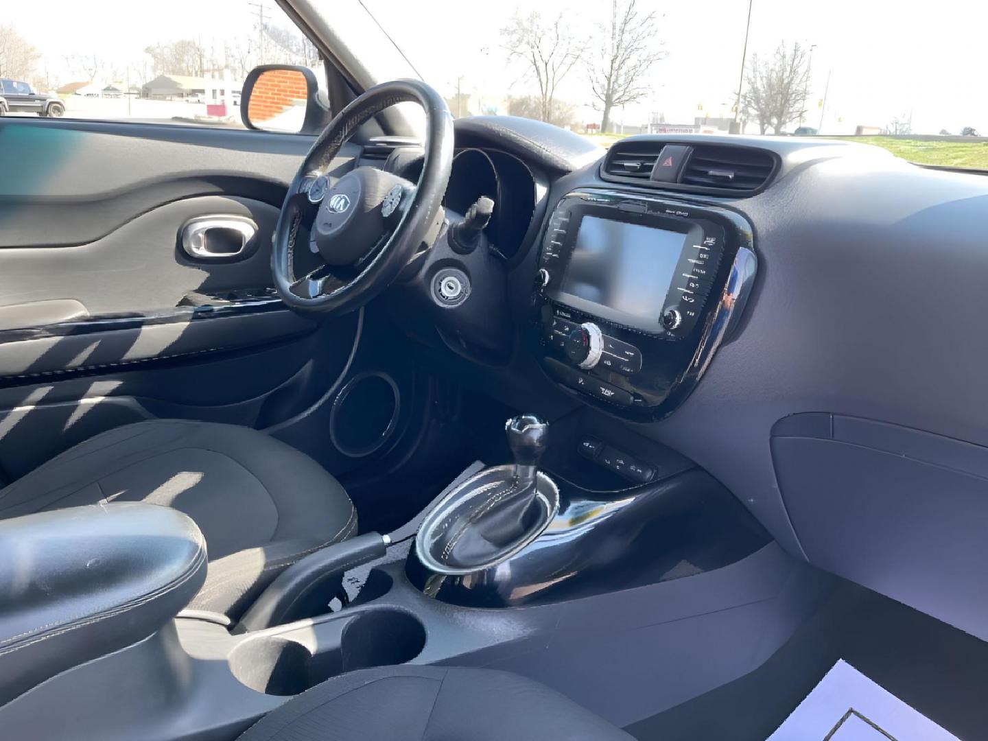 2016 Bright Silver Kia Soul + (KNDJP3A55G7) with an 2.0L L4 DOHC 16V engine, 6A transmission, located at 880 E. National Road, Vandalia, OH, 45377, (937) 908-9800, 39.891918, -84.183594 - Photo#7