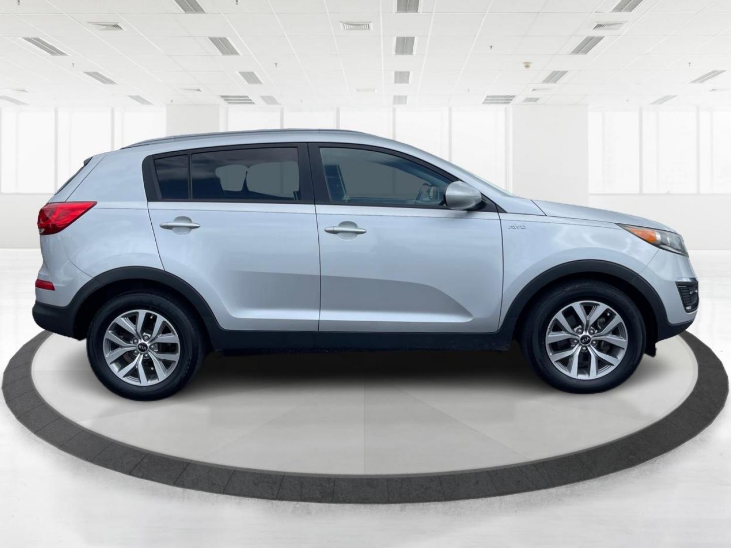 2016 Bright Silver Kia Sportage LX AWD (KNDPBCAC3G7) with an 2.4L V6 DOHC 24V engine, 6-Speed Automatic transmission, located at 1184 Kauffman Ave, Fairborn, OH, 45324, (937) 908-9800, 39.807072, -84.030914 - Photo#1