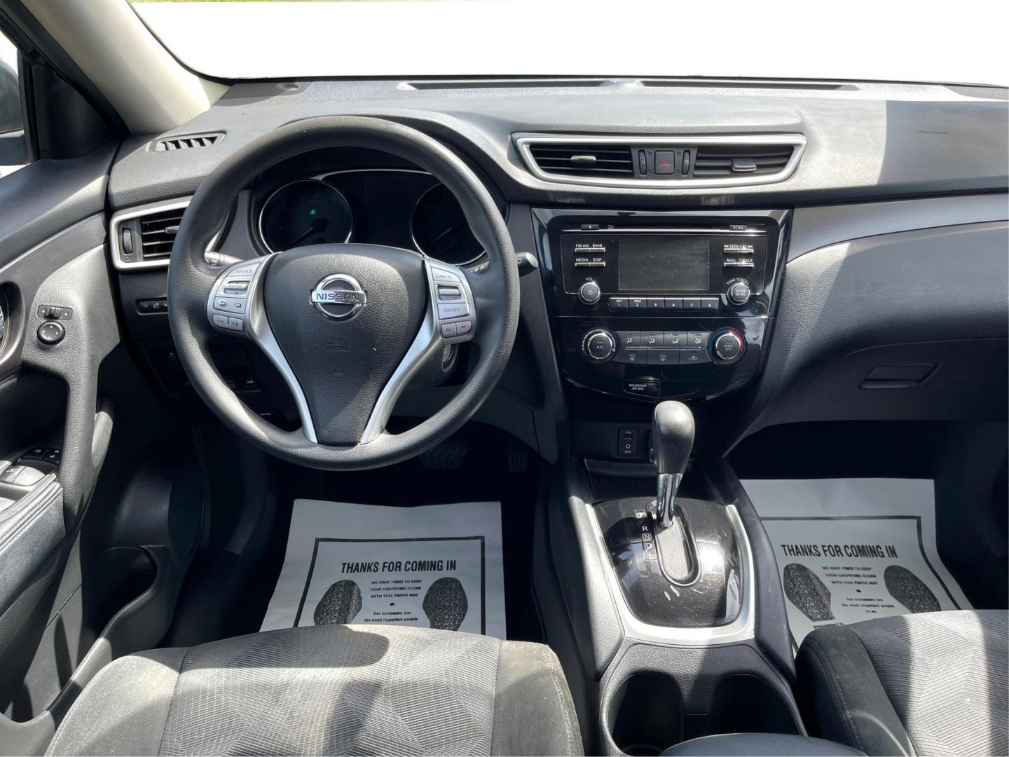 2016 Magnetic Black Nissan Rogue S AWD (5N1AT2MV0GC) with an 2.5L L4 DOHC 16V engine, Continuously Variable Transmission transmission, located at 1230 East Main St, Xenia, OH, 45385, (937) 908-9800, 39.688026, -83.910172 - Photo#20