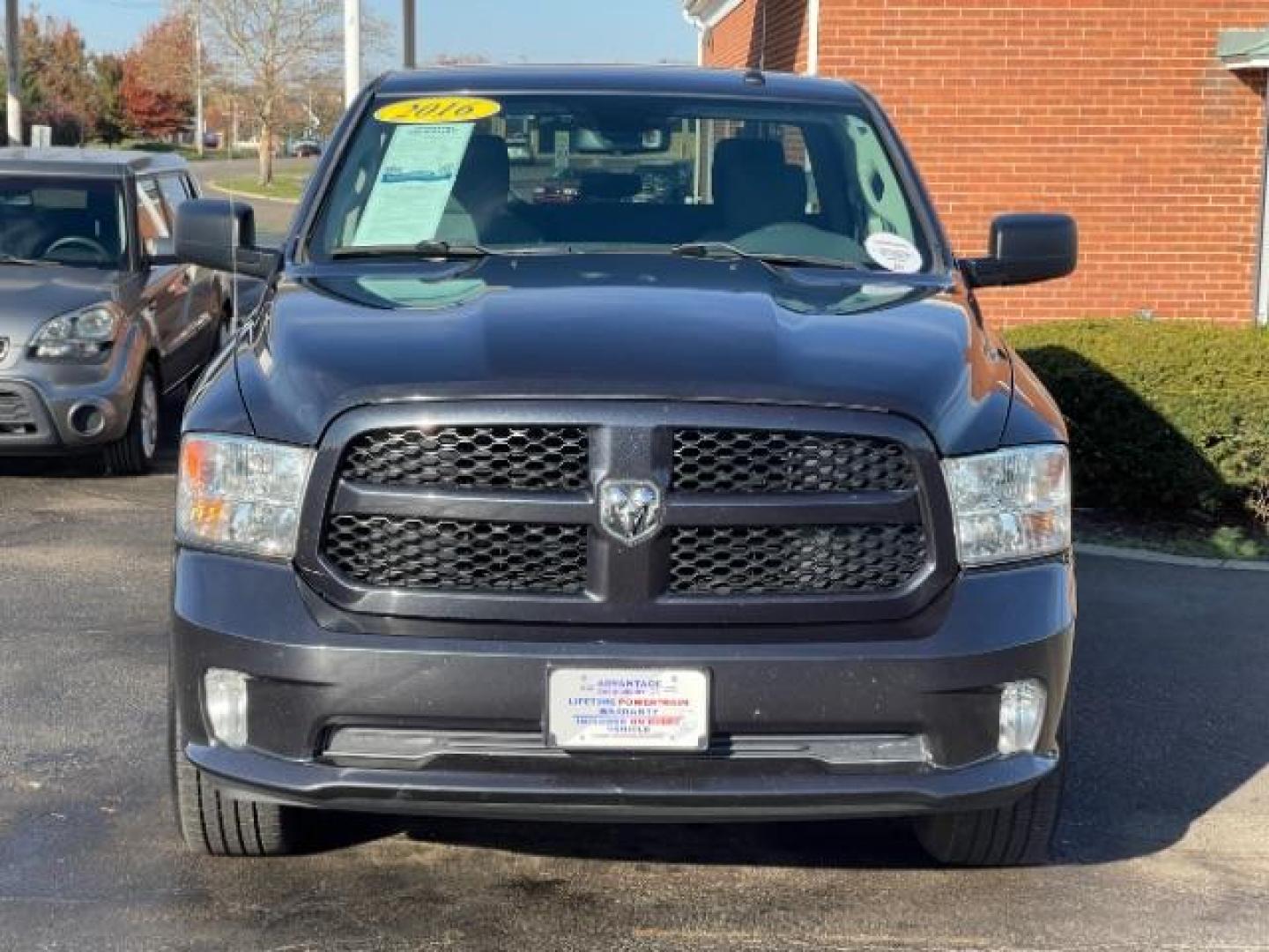 2016 Granite Crystal Metallic Clear Coat RAM 1500 Tradesman Crew Cab SWB 4WD (3C6RR7KTXGG) with an 5.7L V8 OHV 16V engine, 8-Speed Automatic transmission, located at 401 Woodman Dr, Riverside, OH, 45431, (937) 908-9800, 39.760899, -84.123421 - Photo#4