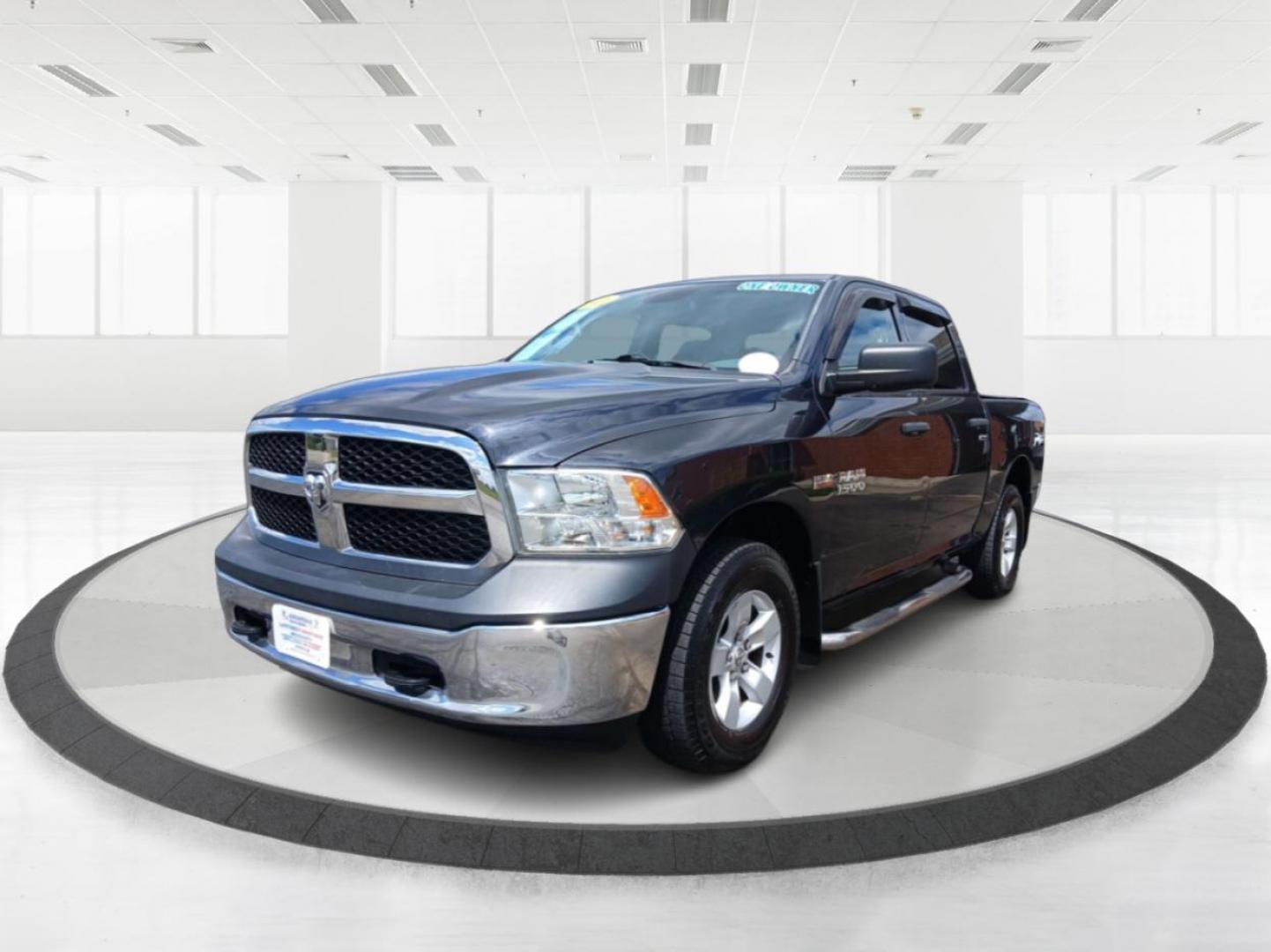 2016 Gray RAM 1500 SSV Crew Cab SWB 4WD (1C6RR7XT5GS) with an 5.7L V8 OHV 16V engine, 8-Speed Automatic transmission, located at 1951 S Dayton Lakeview Rd., New Carlisle, OH, 45344, (937) 908-9800, 39.890999, -84.050255 - Photo#7