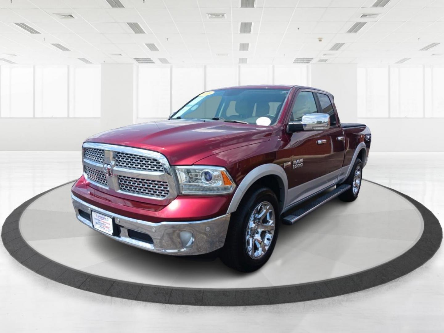 2016 Flame Red Clear Coat RAM 1500 (1C6RR7JT9GS) with an 5.7L V8 OHV 16V engine, 8-Speed Automatic transmission, located at 1230 East Main St, Xenia, OH, 45385, (937) 908-9800, 39.688026, -83.910172 - Photo#7