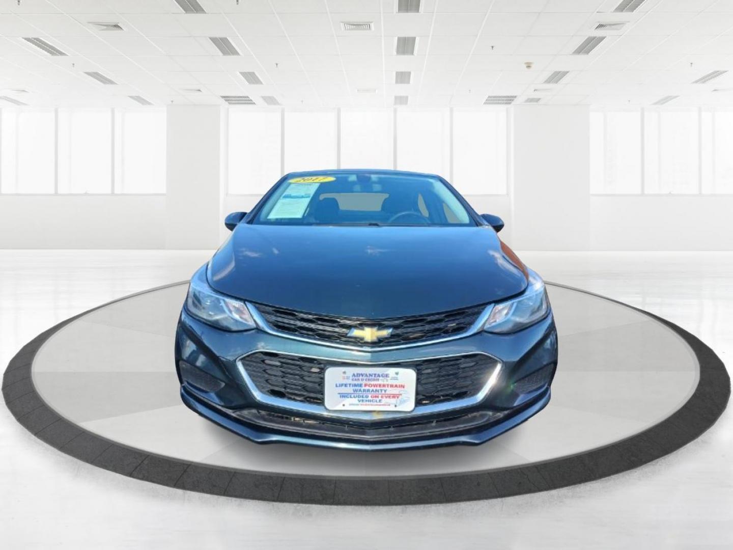 2017 Pepperdust Metallic Chevrolet Cruze (3G1BE5SM0HS) with an 1.4L L4 DOHC 16V TURBO engine, 6-Speed Automatic transmission, located at 1951 S Dayton Lakeview Rd., New Carlisle, OH, 45344, (937) 908-9800, 39.890999, -84.050255 - Photo#4