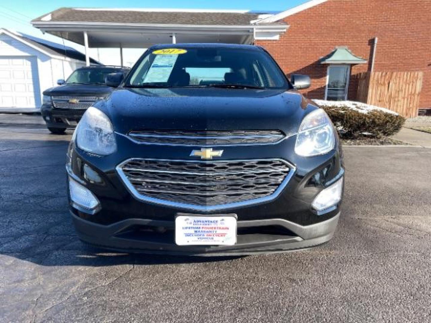 2017 Chevrolet Equinox LS 2WD (2GNALBEK7H1) with an 2.4L L4 DOHC 16V FFV engine, 6-Speed Automatic transmission, located at 1184 Kauffman Ave, Fairborn, OH, 45324, (937) 908-9800, 39.807072, -84.030914 - 2017 Chevrolet Equinox LS 2WD - Photo#1