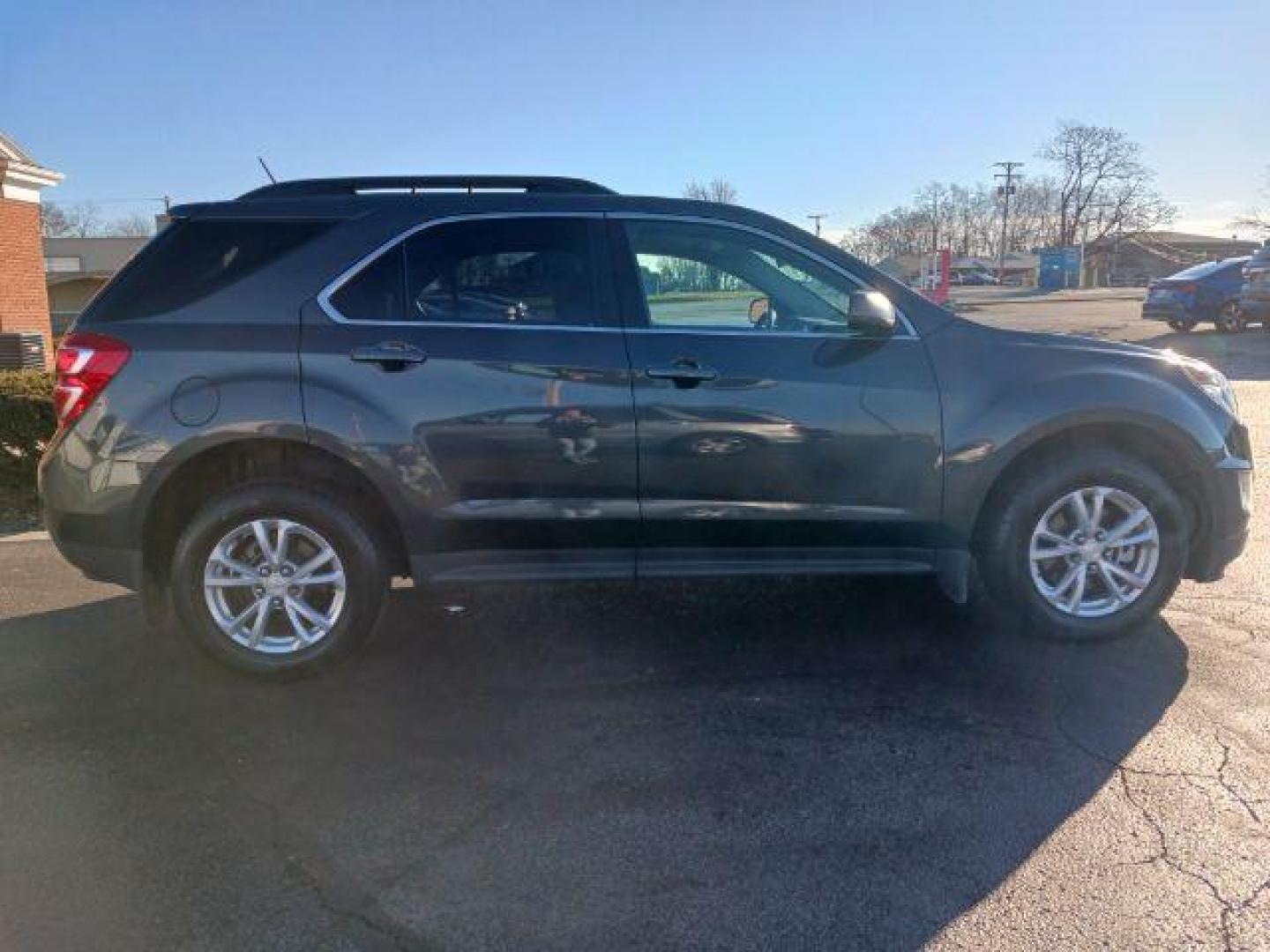 2017 Chevrolet Equinox LT AWD (2GNFLFEK9H6) with an 2.4L L4 DOHC 16V FFV engine, 6-Speed Automatic transmission, located at 4508 South Dixie Dr, Moraine, OH, 45439, (937) 908-9800, 39.689976, -84.218452 - 2017 Chevrolet Equinox LT AWD - Photo#23