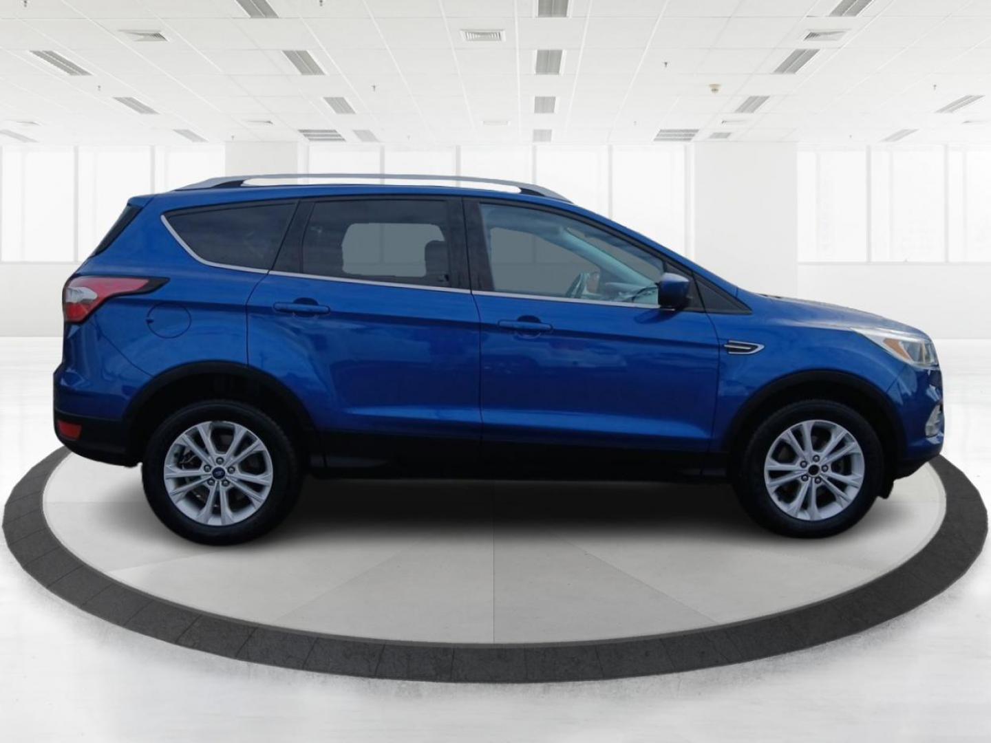 2017 Ford Escape SE FWD (1FMCU0GD3HU) with an 1.5L L4 DOHC 16V engine, 6-Speed Automatic transmission, located at 401 Woodman Dr, Riverside, OH, 45431, (937) 908-9800, 39.760899, -84.123421 - 2017 Ford Escape SE FWD - Photo#1