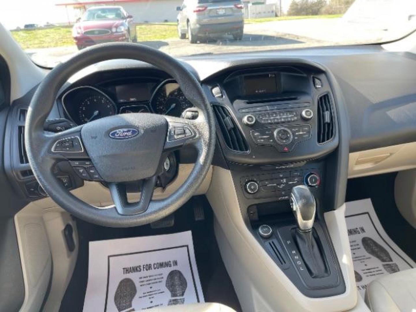 2017 Oxford White Ford Focus SE Hatch (1FADP3K22HL) with an 2.0L L4 DOHC 16V engine, located at 1951 S Dayton Lakeview Rd., New Carlisle, OH, 45344, (937) 908-9800, 39.890999, -84.050255 - Photo#7