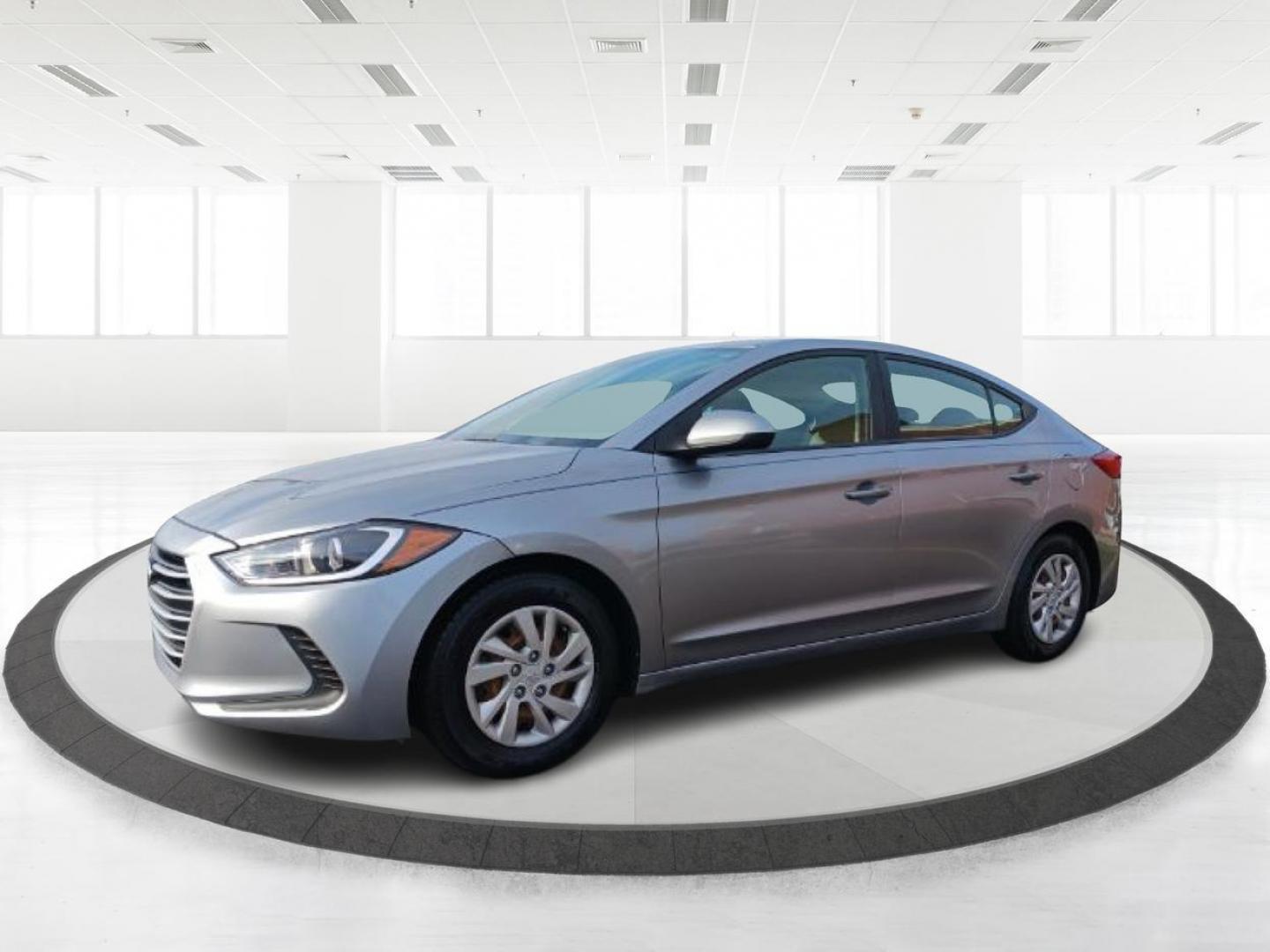 2017 Galactic Gray Hyundai Elantra (5NPD74LF2HH) with an 1.8L L4 DOHC 16V engine, 6-Speed Automatic transmission, located at 1230 East Main St, Xenia, OH, 45385, (937) 908-9800, 39.688026, -83.910172 - Photo#4