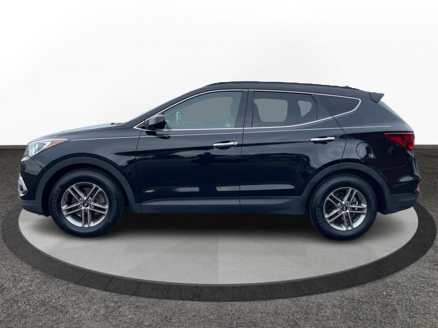 2017 Twilight Black Hyundai Santa Fe Sport 2.4 FWD (5NMZU3LB5HH) with an 2.4L L4 DOHC 16V engine, 6-Speed Automatic transmission, located at 401 Woodman Dr, Riverside, OH, 45431, (937) 908-9800, 39.760899, -84.123421 - Photo#5