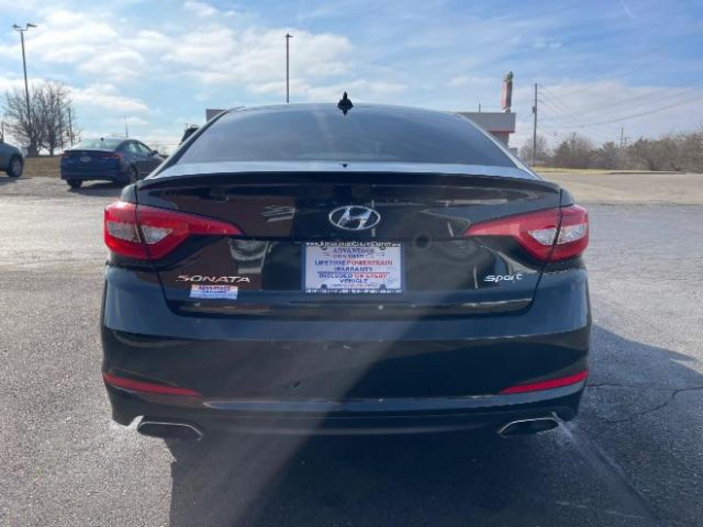 2017 Phantom Black Hyundai Sonata Sport (5NPE34AF3HH) with an 2.4L L4 DOHC 16V engine, 6-Speed Automatic transmission, located at 1184 Kauffman Ave, Fairborn, OH, 45324, (937) 908-9800, 39.807072, -84.030914 - Photo#5