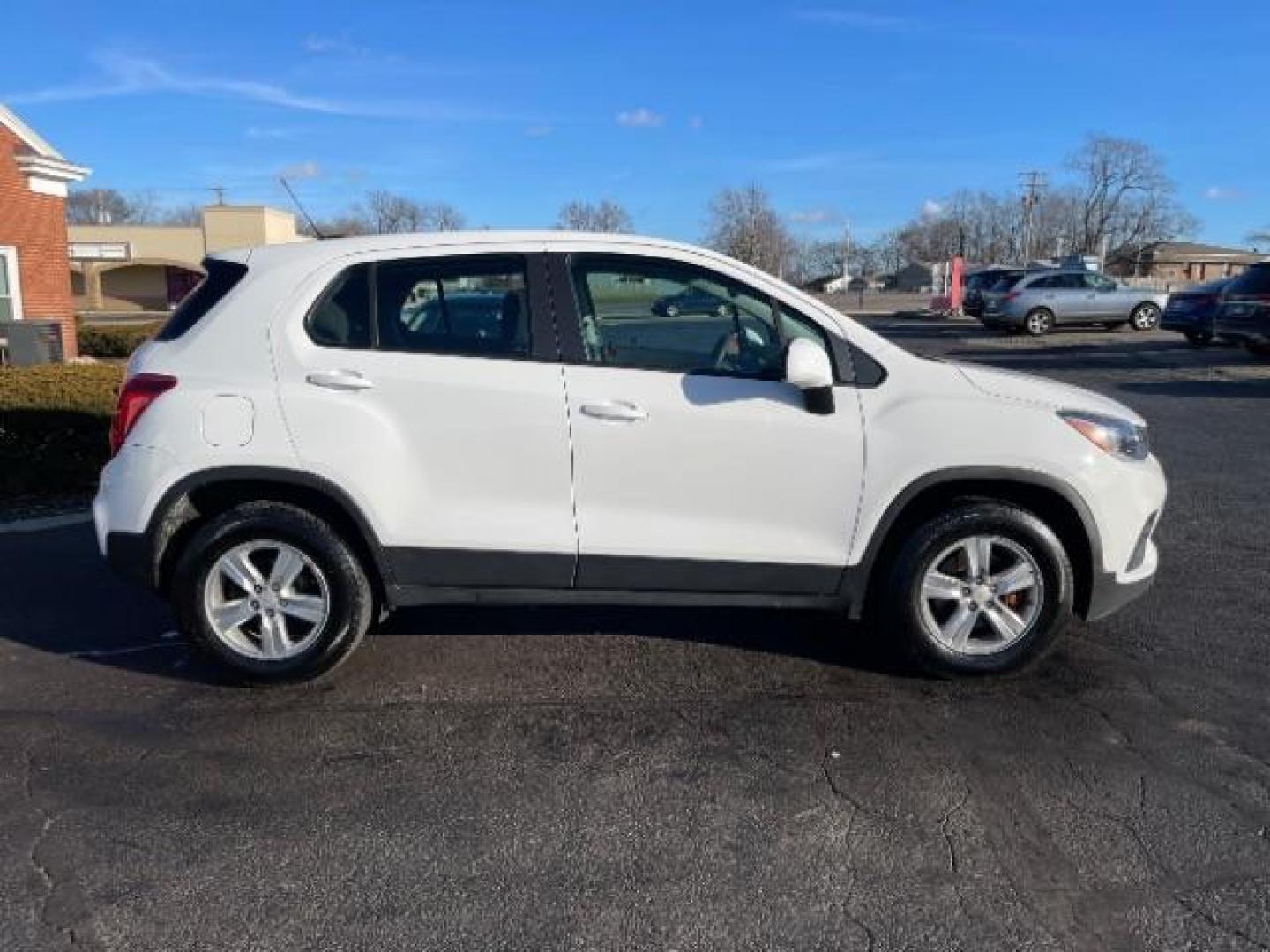 2018 Summit White Chevrolet Trax LS AWD (KL7CJNSB5JB) with an 1.4L L4 DOHC 16V engine, 6-Speed Automatic transmission, located at 1184 Kauffman Ave, Fairborn, OH, 45324, (937) 908-9800, 39.807072, -84.030914 - Photo#2