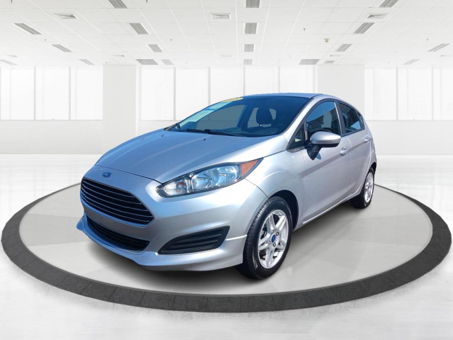 2018 Ingot Silver Metallic Ford Fiesta SE Hatchback (3FADP4EJ5JM) with an 1.6L L4 DOHC 16V engine, located at 1230 East Main St, Xenia, OH, 45385, (937) 908-9800, 39.688026, -83.910172 - Photo#7