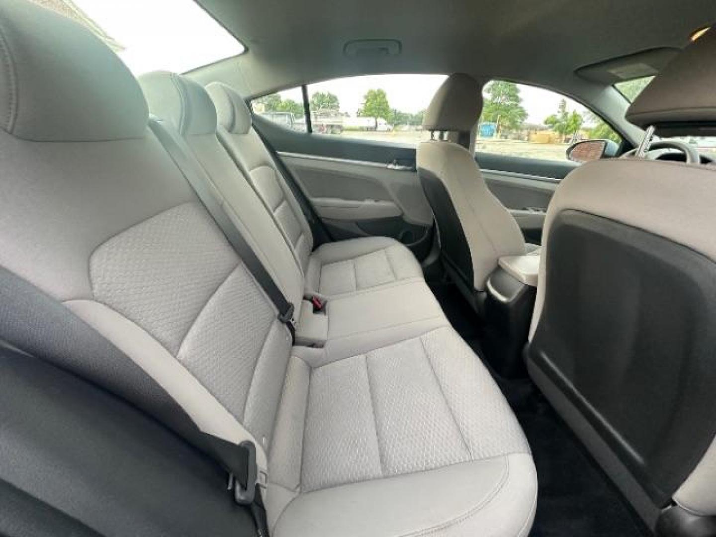 2019 Galactic Gray Hyundai Elantra Limited (KMHD84LF9KU) with an 1.8L L4 DOHC 16V engine, 6-Speed Automatic transmission, located at 1230 East Main St, Xenia, OH, 45385, (937) 908-9800, 39.688026, -83.910172 - Photo#8