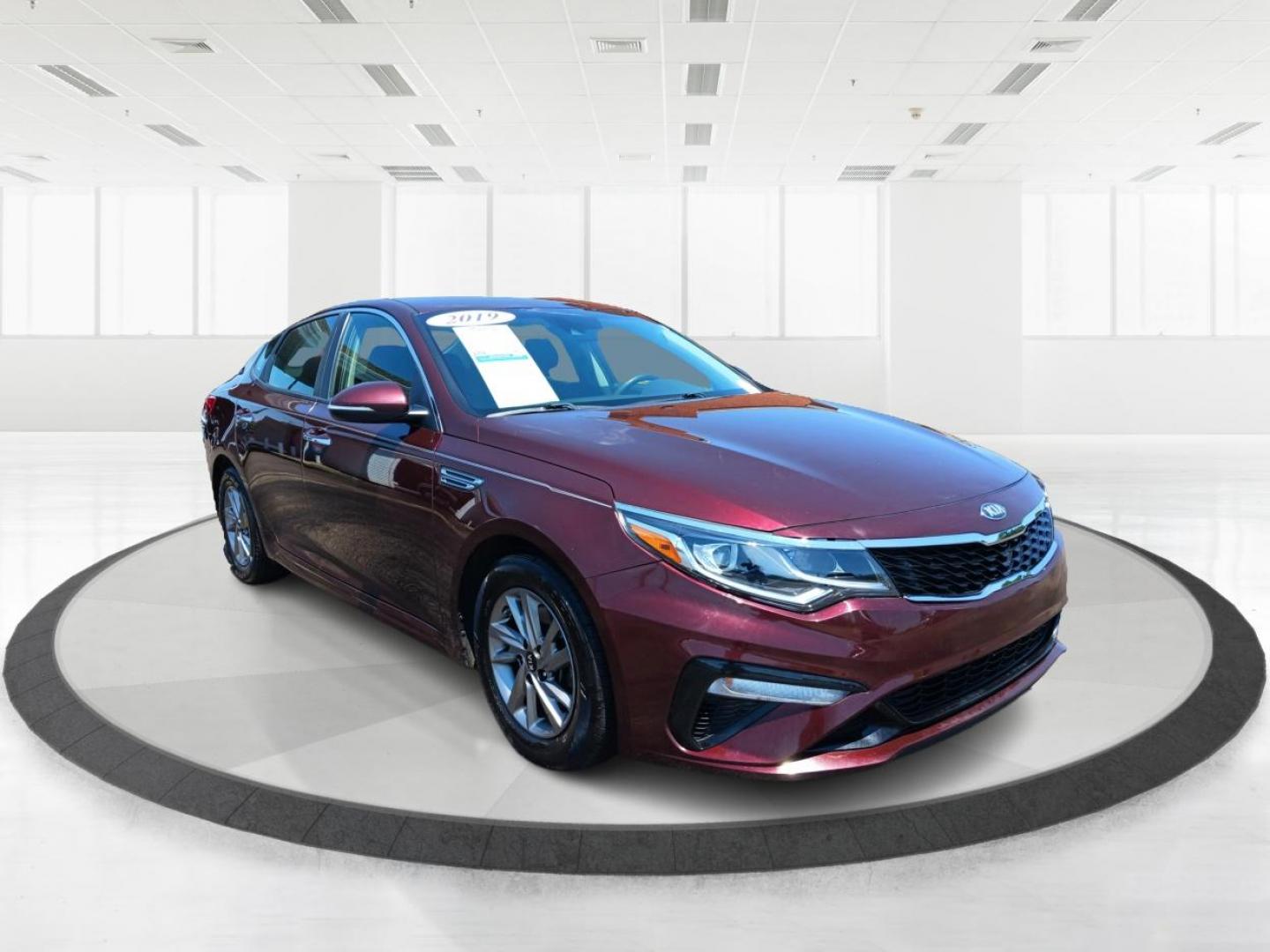 2019 Sangria Kia Optima (5XXGT4L30KG) with an 2.4L L4 DOHC 16V engine, 6-Speed Automatic transmission, located at 1951 S Dayton Lakeview Rd., New Carlisle, OH, 45344, (937) 908-9800, 39.890999, -84.050255 - Photo#0