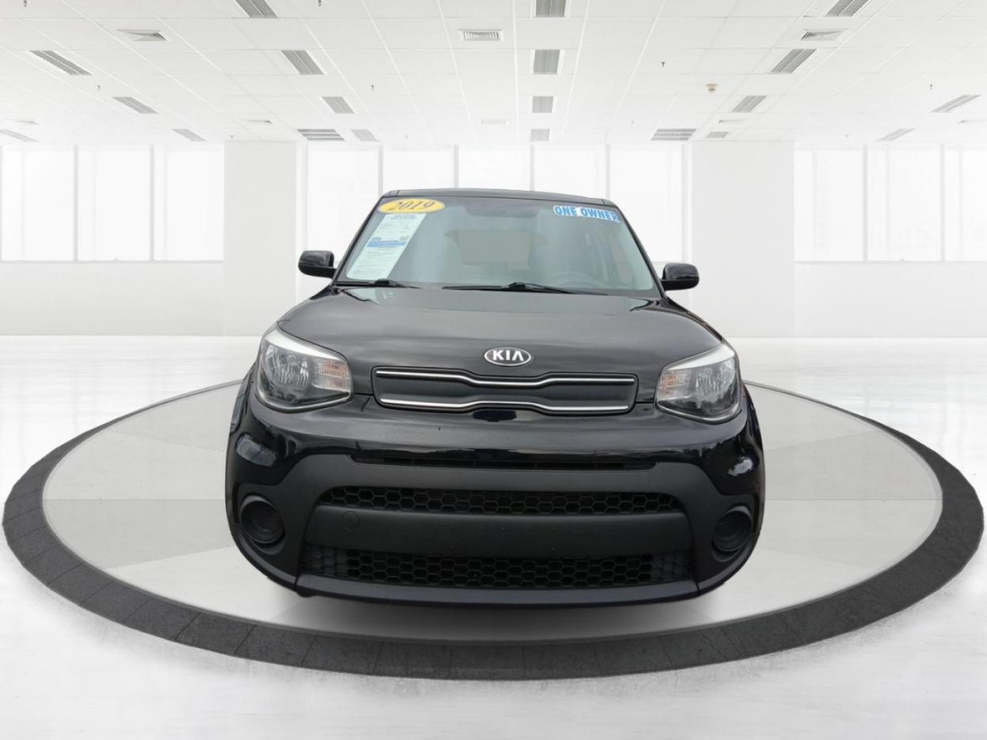 2019 Shadow Black Kia Soul Base 6M (KNDJN2A26K7) with an 1.6L L4 DOHC 16V engine, 6M transmission, located at 1184 Kauffman Ave, Fairborn, OH, 45324, (937) 908-9800, 39.807072, -84.030914 - Photo#6