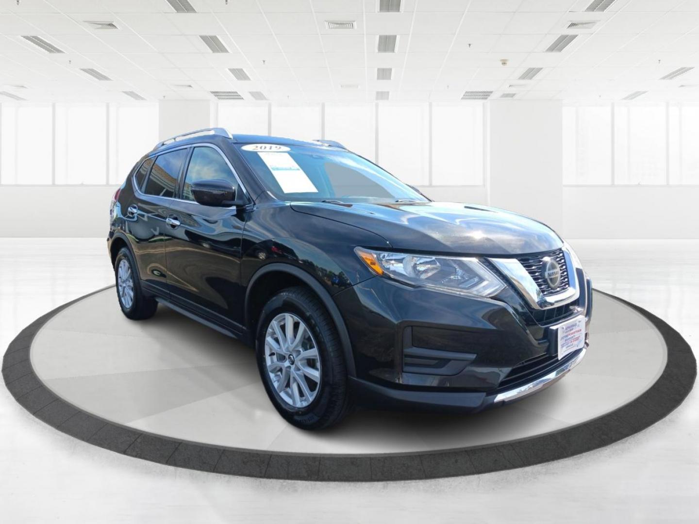 2019 Magnetic Black Pearl Nissan Rogue (KNMAT2MV8KP) with an 2.5L L4 DOHC 16V engine, Continuously Variable Transmission transmission, located at 4508 South Dixie Dr, Moraine, OH, 45439, (937) 908-9800, 39.689976, -84.218452 - Photo#0